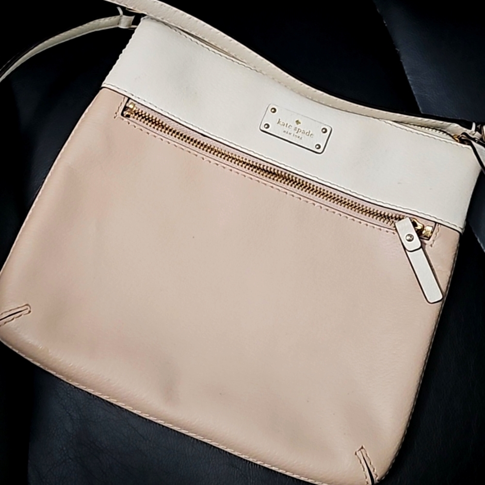 Kate spade pink white crossbody